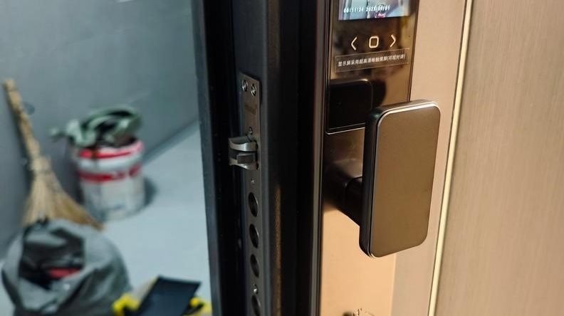 兴庆区业主 升级人脸识别智能锁